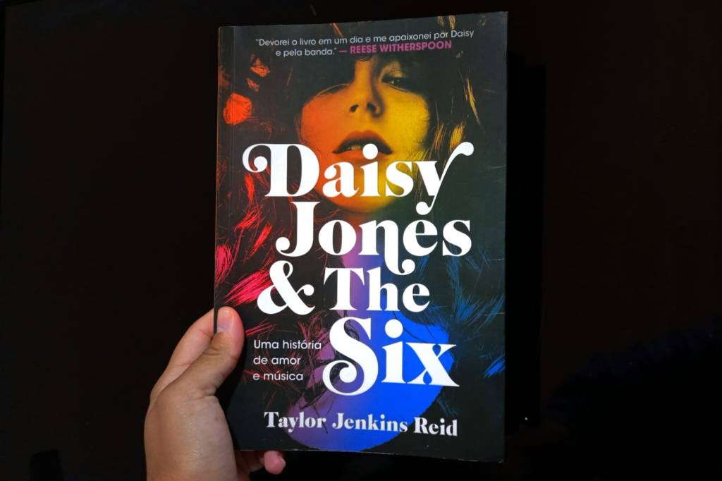 LIVROS PARA SE APAIXONAR – “Daisy Jones & The Six”, Taylor Jenkins Reid
